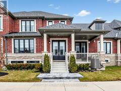 12 HEARTHWOOD GATE Whitchurch-Stouffville Ontario, L4A 4X1