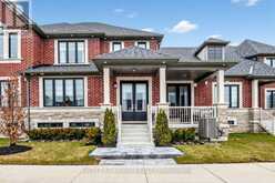 12 HEARTHWOOD GATE | Whitchurch-Stouffville Ontario | Slide Image One