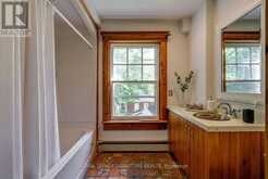 293 ALBERT STREET | Kingston Ontario | Slide Image Fifteen