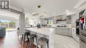 44 TOWER DRIVE | Toronto Ontario | Slide Image Nine
