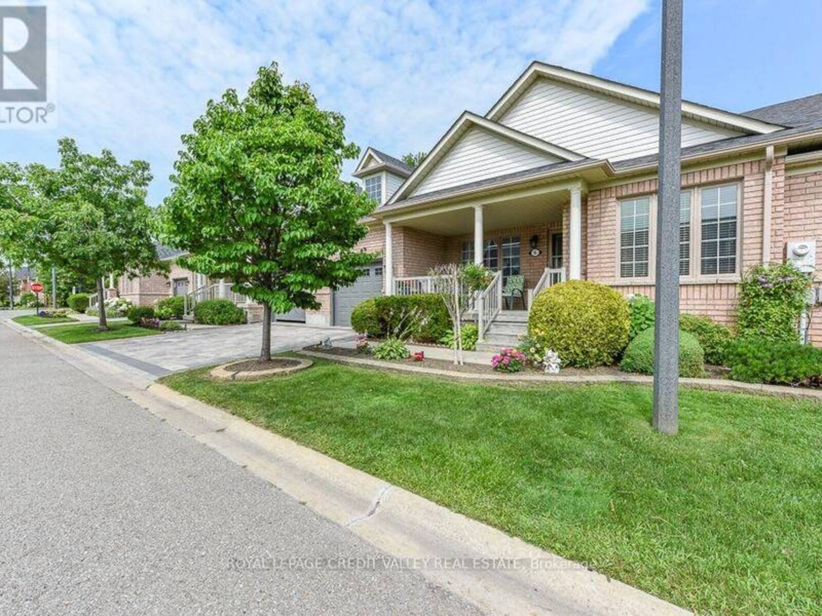 6 BALLERINA GARDENS, Brampton, Ontario L6R 3J4