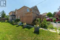 43 MORNINGMIST STREET | Brampton Ontario | Slide Image Three