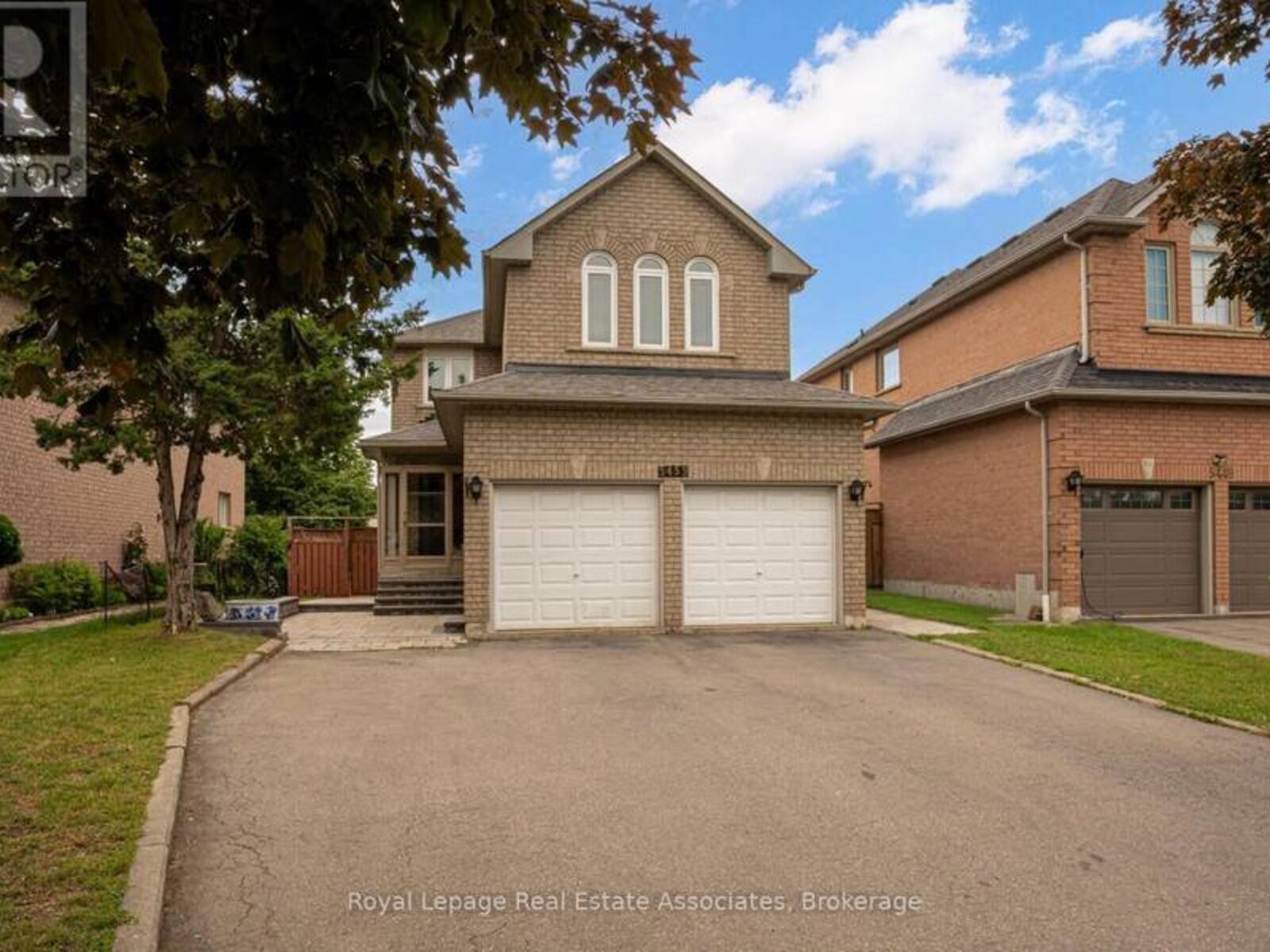 5453 MIDDLEPORT CRESCENT, Mississauga, Ontario L4Z 3V2