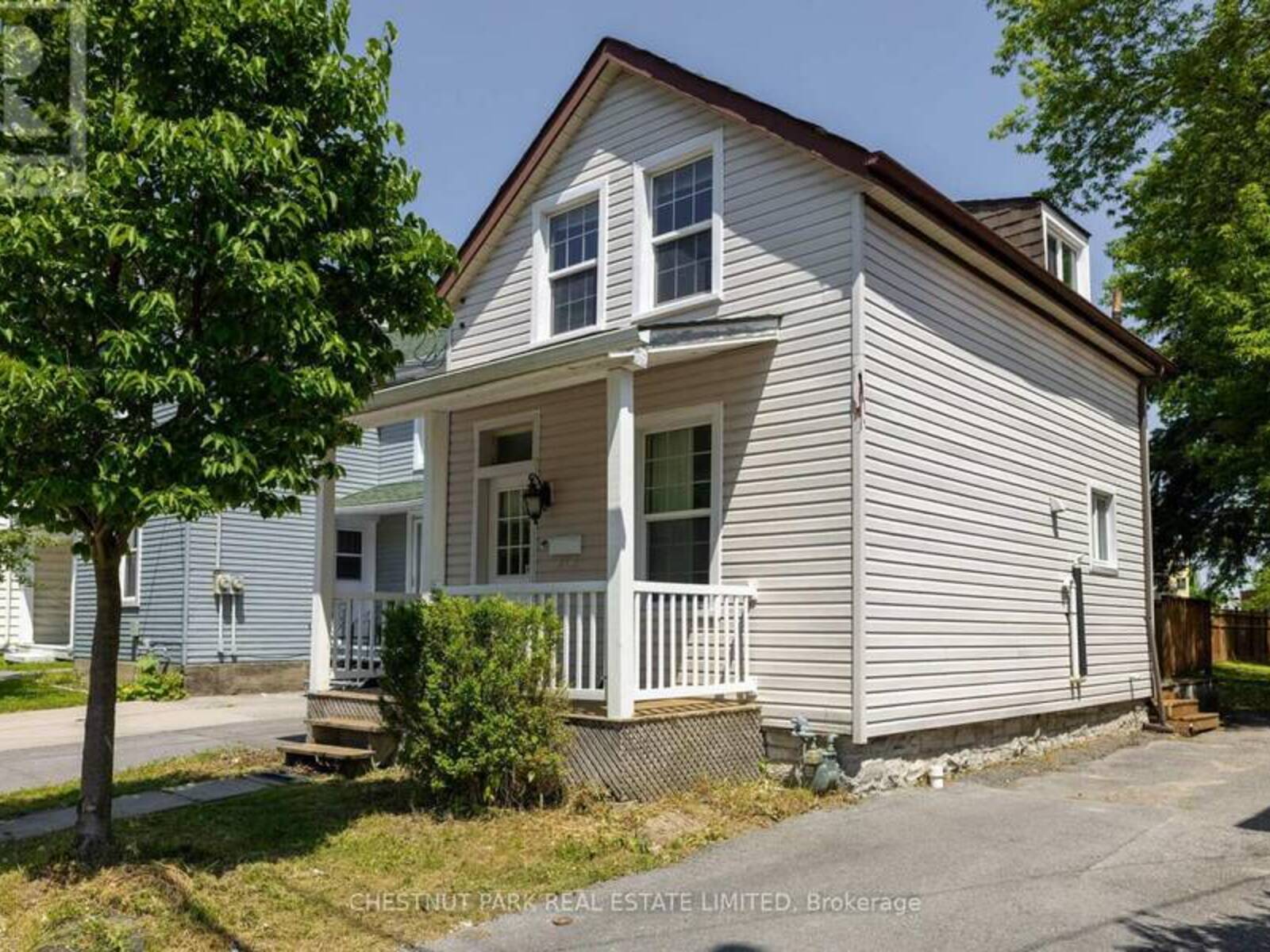 451 ALBERT STREET, Kingston, Ontario K7L 3W4