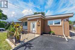 96 FIELDING CRESCENT | Hamilton Ontario | Slide Image Four
