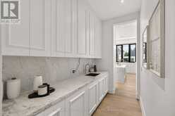 146 THIRD LINE | Oakville Ontario | Slide Image Twelve