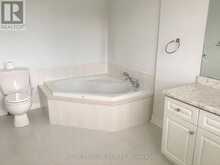 2234 COUNTRY CLUB DRIVE | Burlington Ontario | Slide Image Seventeen