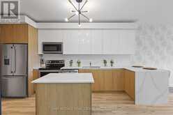 2 - 21 HORIZON LANE | Huntsville Ontario | Slide Image Six