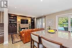 25 QUEENSBOROUGH CRESCENT | Toronto Ontario | Slide Image Seventeen