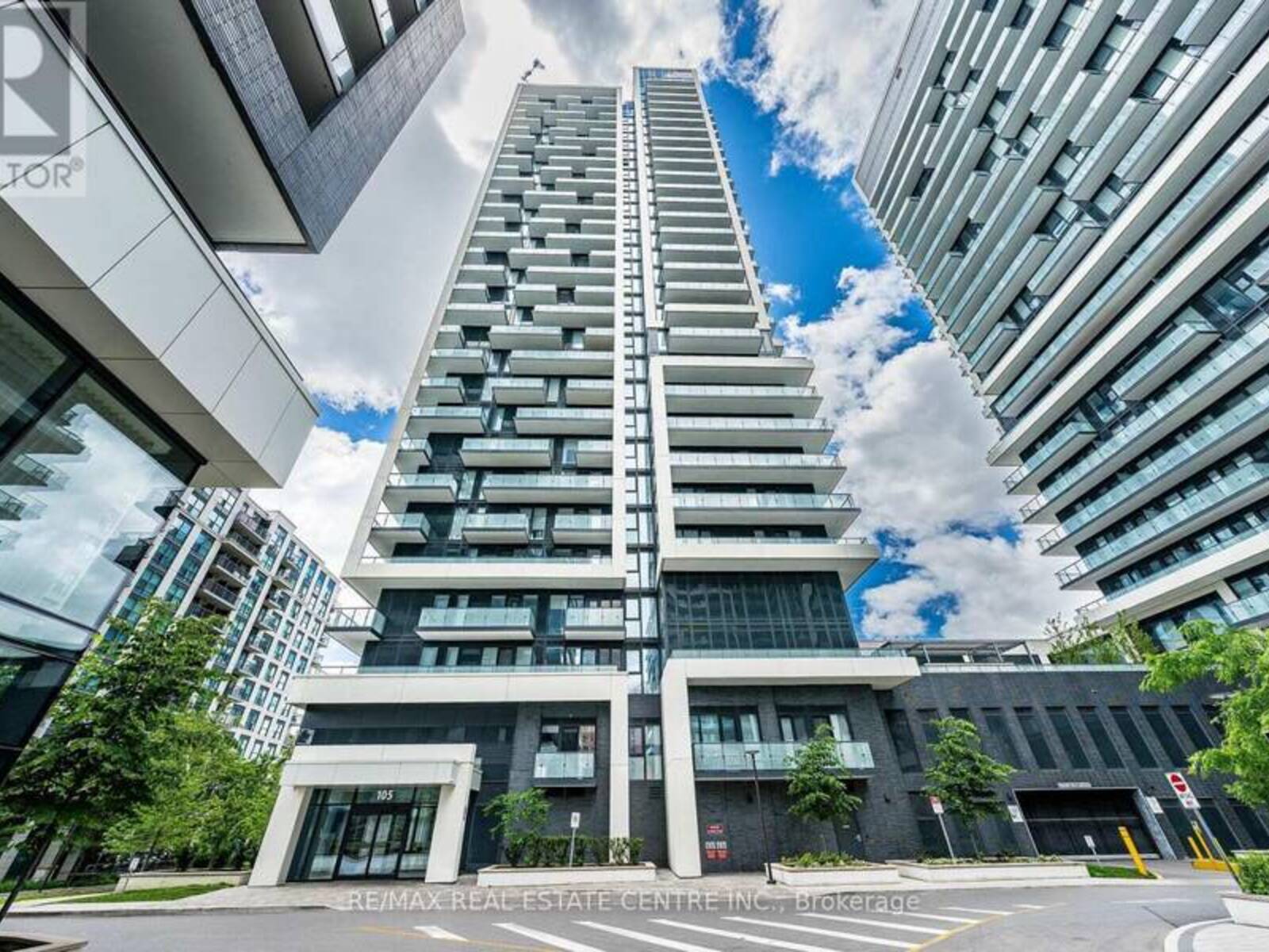 1909 - 105 ONEIDA CRESCENT, Richmond Hill, Ontario L4B 0H6