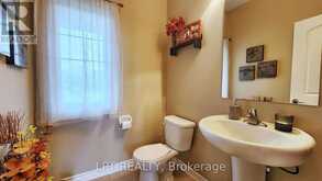 12 PLOWRIGHT ROAD | Springwater Ontario | Slide Image Sixteen