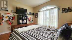12 PLOWRIGHT ROAD | Springwater Ontario | Slide Image Seventeen