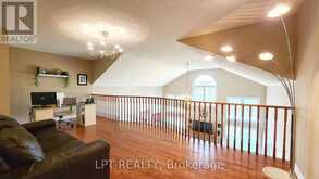 12 PLOWRIGHT ROAD | Springwater Ontario | Slide Image Twenty-five