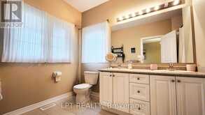 12 PLOWRIGHT ROAD | Springwater Ontario | Slide Image Thirty-one