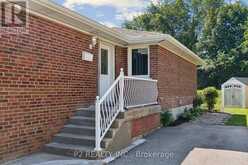 121 CONFEDERATION DRIVE | Toronto Ontario | Slide Image Three