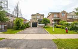 9 WEATHERELL DRIVE | Brampton Ontario | Slide Image Four
