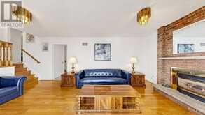 59 KILCHURN CASTLE DRIVE | Toronto Ontario | Slide Image Sixteen