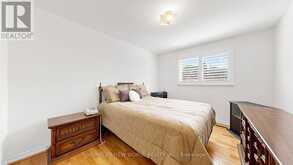 59 KILCHURN CASTLE DRIVE | Toronto Ontario | Slide Image Thirty-four