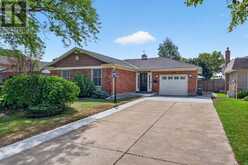 6998 GLENGOWAN CRESCENT | Niagara Falls Ontario | Slide Image One