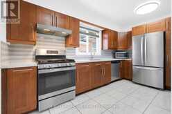 31 FRANKTON CRESCENT | Toronto Ontario | Slide Image Twelve