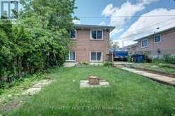 31 FRANKTON CRESCENT | Toronto Ontario | Slide Image Thirty-one