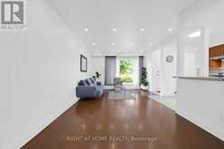 31 FRANKTON CRESCENT | Toronto Ontario | Slide Image Nine