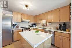 807 - 8 VILLAGE GREEN BOULEVARD | Hamilton Ontario | Slide Image Twelve