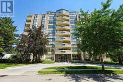807 - 8 VILLAGE GREEN BOULEVARD | Hamilton Ontario | Slide Image One