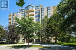 807 - 8 VILLAGE GREEN BOULEVARD | Hamilton Ontario | Slide Image Two