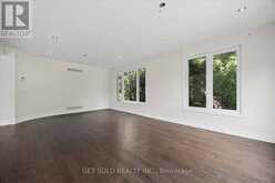 156 DUNCAN ROAD | Richmond Hill Ontario | Slide Image Twelve