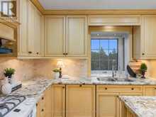 17 SLEEPY HOLLOW LANE | Whitchurch-Stouffville Ontario | Slide Image Twelve