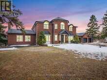 17 SLEEPY HOLLOW LANE | Whitchurch-Stouffville Ontario | Slide Image Fifty