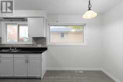 65 OTTAWAY AVENUE | Barrie Ontario | Slide Image Eleven
