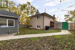 65 OTTAWAY AVENUE | Barrie Ontario | Slide Image Thirty-two