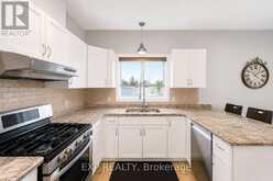 16 DOWNING STREET | Binbrook Ontario | Slide Image Nine