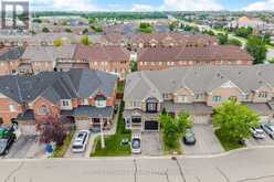 37 LACEBARK COURT | Brampton Ontario | Slide Image Five