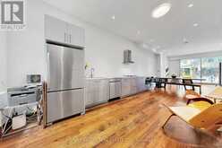 819 DUNDAS STREET W | Toronto Ontario | Slide Image Seventeen