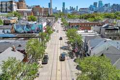 819 DUNDAS STREET W | Toronto Ontario | Slide Image Four