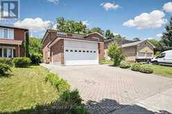 2614 POLLARD DRIVE | Mississauga Ontario | Slide Image Three