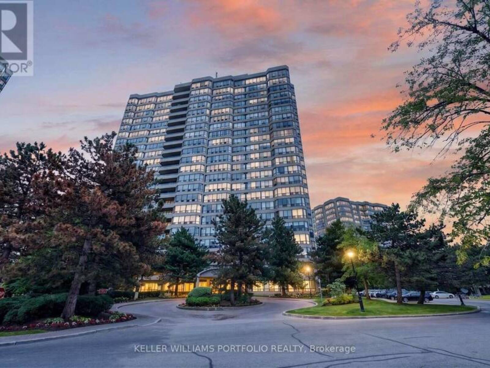 1008 - 24 HANOVER ROAD, Brampton, Ontario L6S 5K8