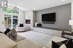 18 OAK LEA CIRCLE | Markham Ontario | Slide Image Sixteen