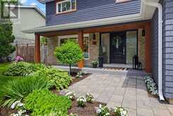 18 OAK LEA CIRCLE | Markham Ontario | Slide Image Three