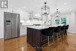 18 OAK LEA CIRCLE | Markham Ontario | Slide Image Nine