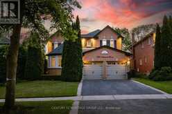 366 AMBERLEE COURT | Newmarket Ontario | Slide Image Three
