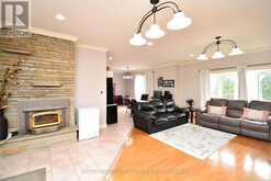 20 CRESCENT HILL DRIVE N | Brampton Ontario | Slide Image Seventeen