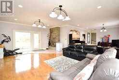 20 CRESCENT HILL DRIVE N | Brampton Ontario | Slide Image Eighteen