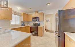 298 ROXTON DRIVE | Waterloo Ontario | Slide Image Ten