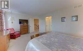 298 ROXTON DRIVE | Waterloo Ontario | Slide Image Nineteen