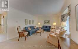 298 ROXTON DRIVE | Waterloo Ontario | Slide Image Six