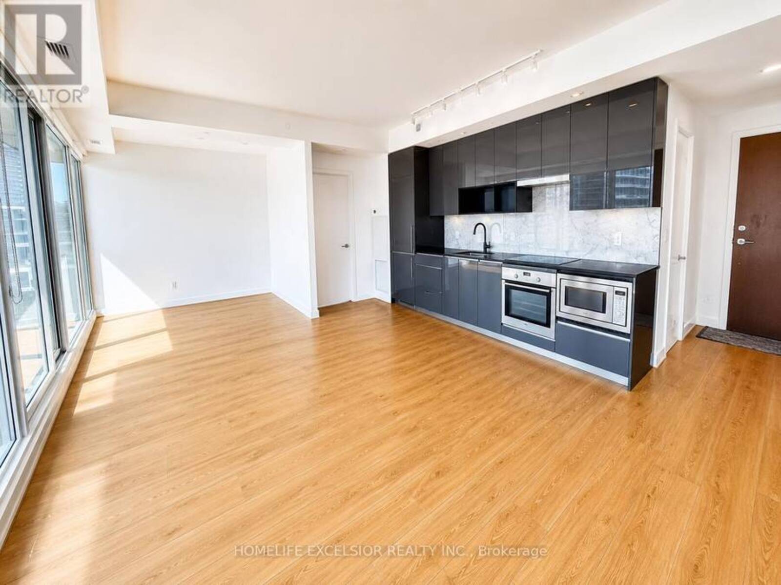 712 - 115 MCMAHON DRIVE, Toronto, Ontario M2K 0E3